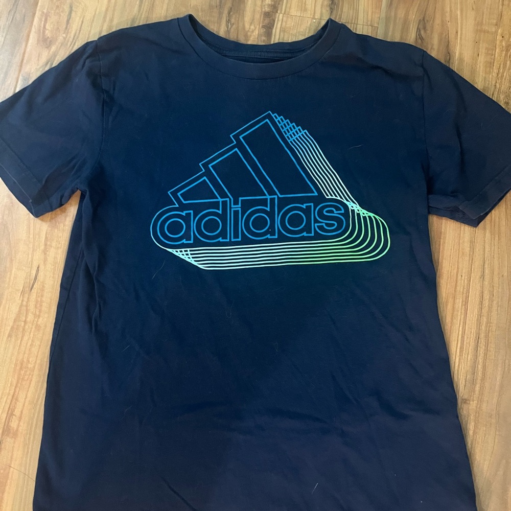 Boys adidas tee